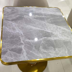 Table basse design à base de pilier, table basse en pierre dorée durable et carrée avec miroir - Product Image 5