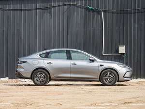 BYD Seal 1.5L CVT GLX Elite Sedán de tamaño mediano con tecnología avanzada y comodidad inigualable a la venta - Product Image 4