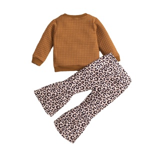 Ensemble de vêtements pour filles, 2 pièces, en coton imprimé marron, haut à manches longues et pantalon léopard - Product Image 2