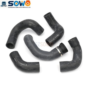 Tuyau de <span class=keywords><strong>radiateur</strong></span> de refroidissement de haute qualité, tuyau d'eau EPDM OE 2094296 2507616 pour camions lourds Scania séries P G R - Product Image 2