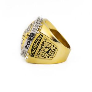 Anello Personalizzato da Campionato 2026 con Zirconia Pave Completo, Logo Animale 3D e Accento in Smalto per i Vincitori della Lega Universitaria - Product Image 3