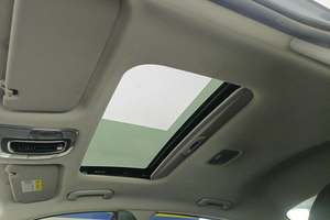 Coche usado Hy-undai Ela-ntra <span class=keywords><strong>2022</strong></span> 1.5L CVT Premium Edition en stock <span class=keywords><strong>Precio</strong></span> de venta - Product Image 5