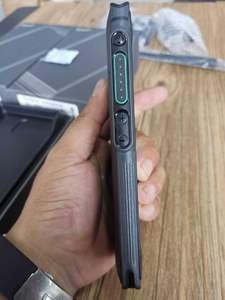 สำหรับวิทยุสื่อสารแบบพกพา 4G POC ไร้สาย กำลังส่ง 5 วัตต์ มาตรฐาน IP54 แบตเตอรี่ 4000-4500mAh <span class=keywords><strong>การ</strong></span><span class=keywords><strong>สื่อสาร</strong></span>ระยะไกลทั่วโลก รุ่น PNC550 - Product Image 3