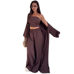 Completo da <span class=keywords><strong>Donna</strong></span> alla Moda: Top Corto Senza Maniche, Cardigan Lungo e Pantaloni a Gamba Larga Elasticizzati - Set 3 Pezzi - Product Image 1