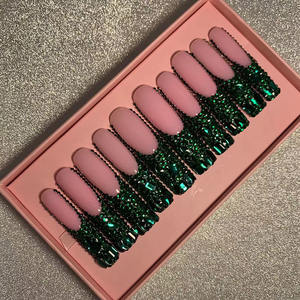 Uñas Postizas de Lujo Personalizadas <span class=keywords><strong>con</strong></span> <span class=keywords><strong>Piedras</strong></span> Brillantes, Diseño de Ataúd Mediano, Punta <span class=keywords><strong>Francesa</strong></span> <span class=keywords><strong>con</strong></span> Perlas y Corazones, Arte de Uñas 3D, Diseño Pre-estilizado para <span class=keywords><strong>Manicura</strong></span> - Product Image 6