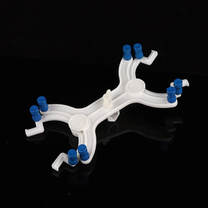 Soporte de titulación Hongcheng con abrazadera de 20 orificios de aluminio de doble cara para uso con buretas - Product Image 3