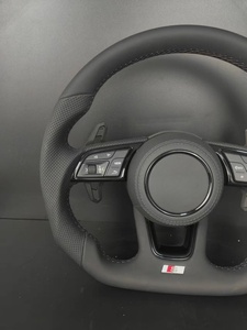 พวงมาลัยสปอร์ตหนังแบบมีรูสำหรับ A4รถ Audi A3 A5 A7 Q3 Q5 Q7 rs tt พร้อมตัวเปลี่ยนเกียร์แบบพาย - Product Image 5