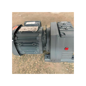 Motorreductor Helicoidal R37 DRS71S4 Original, Nuevo, 0.25kW, 4P, IE1, Montaje a Pie, Eje Paralelo, Reductor de Engranajes Industrial - Product Image 4