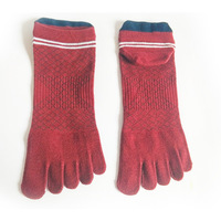 Vente en gros sur mesure Chaussettes jaunes Mini Crew Coolmax à cinq doigts pour hommes