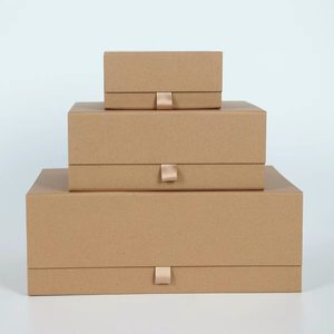 Scatola Pieghevole Quadrata/Rettangolare Bianca per Regali, Sconto Speciale, Nuova Scatola di Carta, Sette Giornate di Trading Consecutive con Aumenti Limitati - Product Image 3
