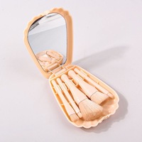 Ensemble de 5 pinceaux de maquillage ultra-doux en poils synthétiques de haute qualité, portables, en forme de coquille, pour fard à paupières, poudre libre et blush