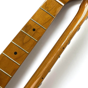 คอกีตาร์เมเปิลอบสี 22 เฟรต เคลือบเงาแบบกำหนดเอง สำหรับกีตาร์สไตล์ ST ลดราคาพิเศษ - Product Image 6
