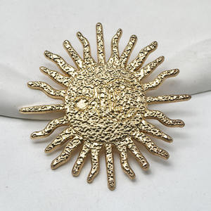 Bottoni in metallo per vestiti con bottoni floreali in oro copri gemelli forme irregolari bottoni da sole in metallo - Product Image 2