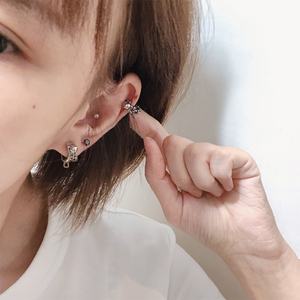 Pendiente de acero inoxidable 316L con diseño de estrella de seis puntas en forma de U exagerada, tipo tornillo para la oreja, joyería de moda para piercing. - Product Image 2