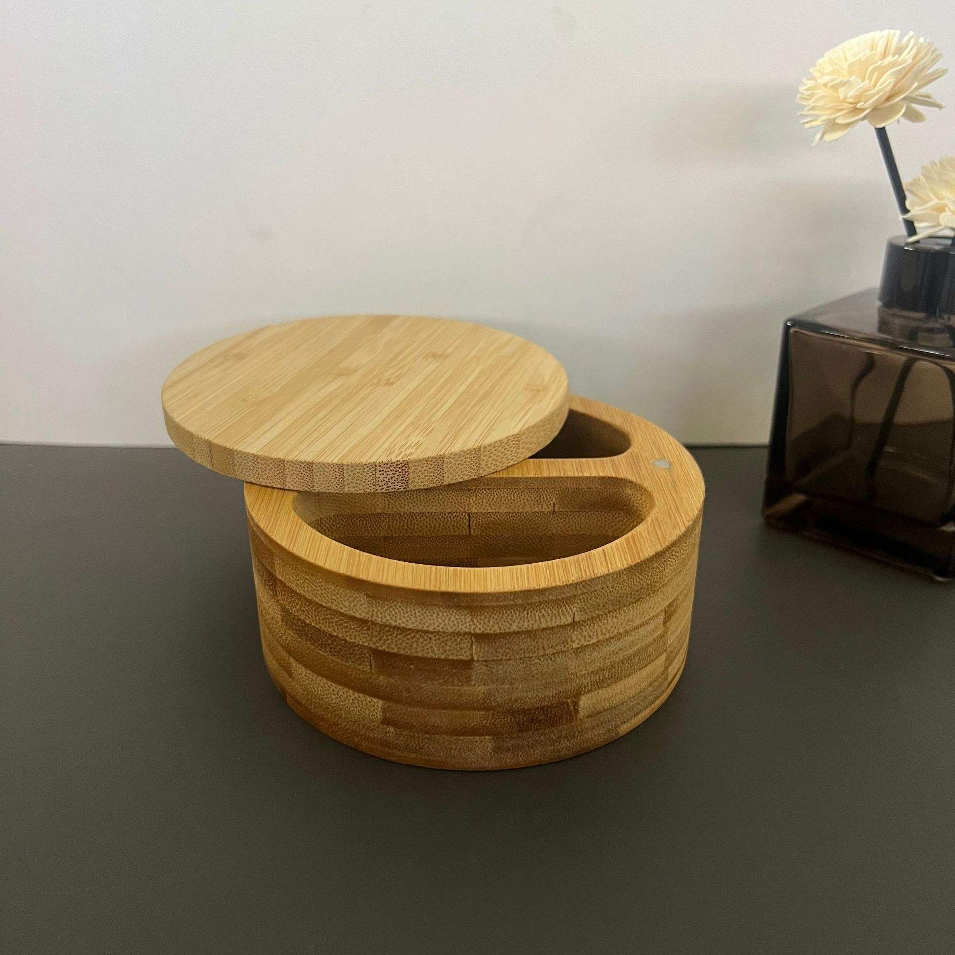 โถปรุงรสสองช่องโดยไม่ต้องช้อน12*12*6ซม.