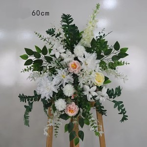 L-082 Elegante Composizione Floreale Bianca e Verde Fatta a Mano in Seta per Corridoio Nuziale Minimalista e Decorazione di Sfondi per Eventi - Product Image 6