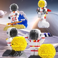 Micro blocs de construction espace lune dessin animé astronaute Figure avec lumière ville aérospatiale modèle briques jouets pour enfants cadeau d'anniversaire