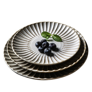 Ensemble de vaisselle en céramique japonaise rétro moderne minimaliste pour une seule portion, résistant à la chaleur, compatible lave-vaisselle et micro-ondes - Product Image 4