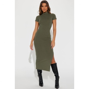 ผู้ผลิตคุณภาพสูง ชุดเดรสลำลองผู้หญิง แขนสั้น ผ้าถักลายริบ แบบสั่งทำพิเศษ - Product Image 1