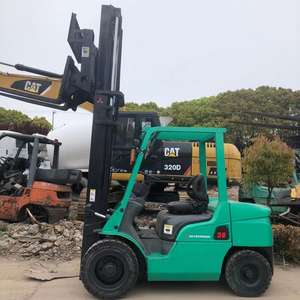 Mitsubishi FD30NT Chariot élévateur à fourche à combustion interne trois mâts original de 3 tonnes bon marché d'occasion - Product Image 4