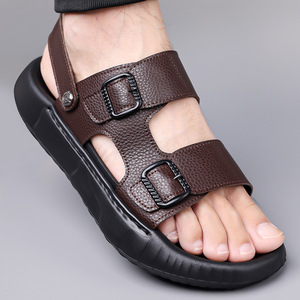 Sandales plates pour hommes en cuir de vachette première couche, à bout ouvert, semelle extérieure en caoutchouc antidérapante, respirantes, semelle intérieure souple en EVA, chaussures d'été décontractées pour la plage - Product Image 1