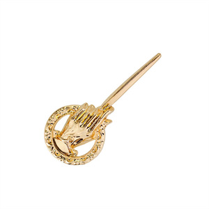 Fabricants en gros de badges de roi en métal antique inspirés de Game of Thrones, artisanat artisanal pour dérivés de même style - Product Image 5