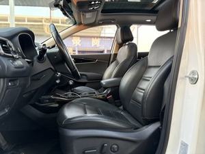 <span class=keywords><strong>Kia</strong></span> <span class=keywords><strong>Sorento</strong></span> : SUV primé, design audacieux et confort spacieux pour chaque aventure. - Product Image 3