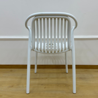 Chaise creuse verticale de vente chaude confortable fauteuil de salle à manger et de loisirs simple pour la maison balcon plage et utilisation en entrepôt