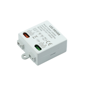 Controlador LED YODEE 12V 500mA 8W Fuente de Alimentación Conmutada de Voltaje Constante para Iluminación LED - Product Image 2