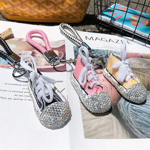 3D Mini zapato de lona cristal Rhinestone llavero zapatilla zapato llavero zapatos de lona bolsa coche llavero recuerdos regalo - Product Image 1