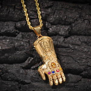 Collar con Colgante de Moda Hip Hop Lincy, Popular de Acero con Baño de Oro y Diamantes, con Colgante de Mano de Thanos de los <span class=keywords><strong>Vengadores</strong></span> - Product Image 6