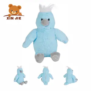 白い髪のおもちゃと青い鳥かわいいぬいぐるみ動物のおもちゃ