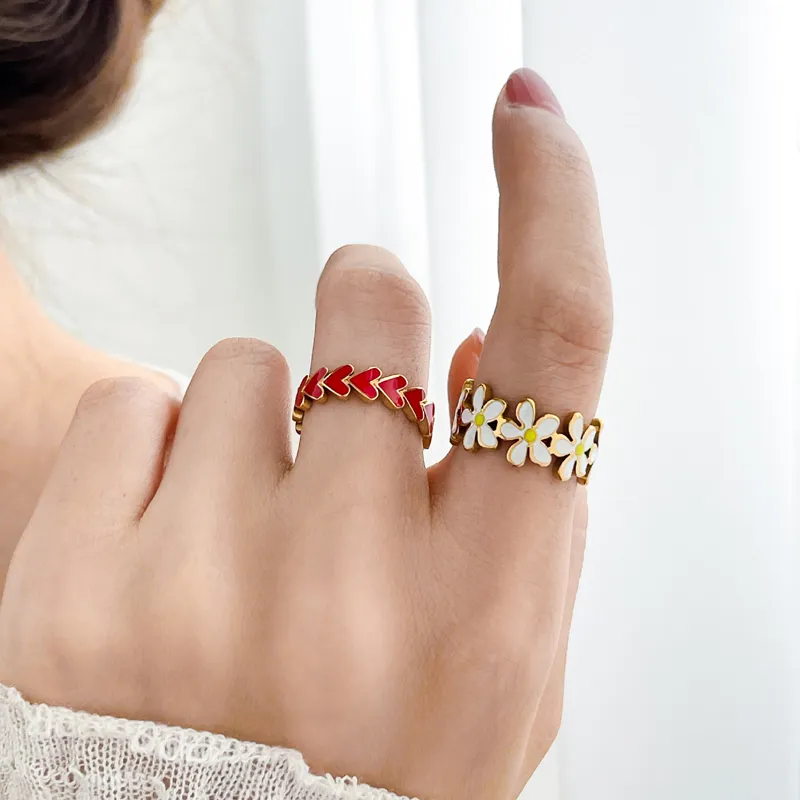 خاتم دايزي الأبيض مطلي بالمينا من الفولاذ المقاوم للصدأ 18K، إكسسوارات ومجوهرات مطلية بالذهب للسيدات