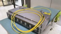 Laser fibre CW monomode CS Tec 3 kW refroidi par air pour la découpe à distance, découpe d'arbres