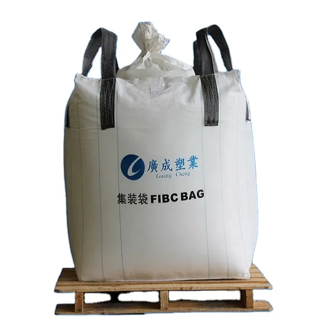 China Shandong 2 Tonnen Super Large 2 Tonnen PP FIBC Bulk Cement Sand Big Bag mit vier Reifen für den Bau von Schutt