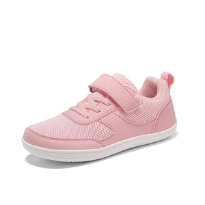 Scarpe da Ginnastica per Bambini Traspiranti Comode Durevoli Leggere Morbide Casual per Corsa all'Aperto Sport con Punta Larga - Product Image 4