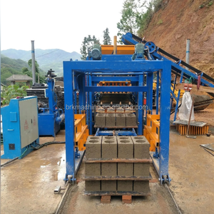 Machine à blocs creux en béton hydraulique électrique entièrement automatique BRK QT4-15, contrôle PLC, pavé coloré, garantie 1 an - Product Image 5