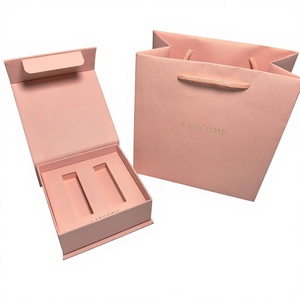 Caja <span class=keywords><strong>de</strong></span> Regalo Cosmética LAN con Tubo Dorado <span class=keywords><strong>de</strong></span> Doble Labial y Colorete, Set <span class=keywords><strong>de</strong></span> Perfume y Cuidado <span class=keywords><strong>de</strong></span> la Piel, Embalaje con Cierre Magnético, Cartón Gris - Product Image 2