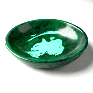 Tazón para Servir de Resina Hecho a Mano, Textura Brillante, Aspecto Elegante y Minimalista, Ecológico y Ligero, para Mesa de Cocina y Postres - Product Image 2