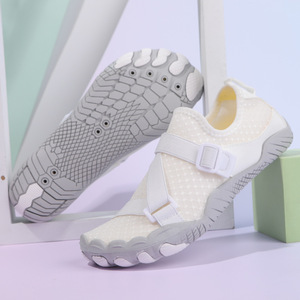 <span class=keywords><strong>Scarpe</strong></span> <span class=keywords><strong>da</strong></span> immersione a cinque dita con tracking fluviale per esterni <span class=keywords><strong>scarpe</strong></span> <span class=keywords><strong>da</strong></span> pesca ad asciugatura rapida <span class=keywords><strong>da</strong></span> spiaggia con taglio morbido - Product Image 6