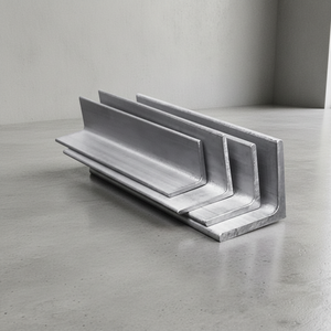 Уголок стальной 50x50x5мм, 100x100x10мм, марки S235JR, S355JR, стандартная длина 6м, 12м - Product Image 1