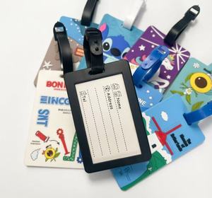Étiquette de bagage personnalisée en caoutchouc avec porte-billetterie portable, sangle en PVC / boucle en plastique / carte en papier pour bagages de voyage, hôtels et événements - Product Image 6