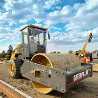 CAT CS683E Rouleau de route utilisé Caterpillar Rouleau d'origine en bon état Machine de réparation de routes