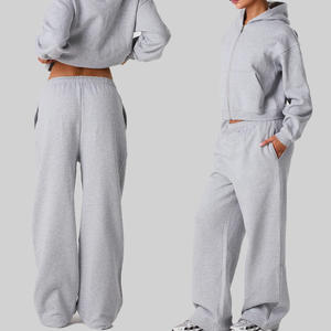 Tuta Sportiva Invernale Personalizzata <span class=keywords><strong>con</strong></span> Logo, <span class=keywords><strong>Felpa</strong></span> <span class=keywords><strong>con</strong></span> Zip e Pantaloni Larghi, Stampa Vintage a Rilievo, Tessuto Pesante per Donna - Product Image 3