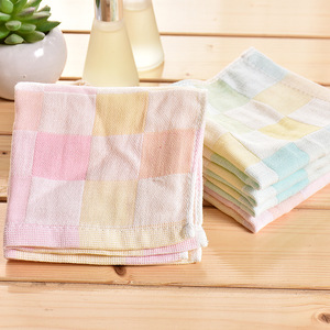 Toalla cuadrada de gasa de algodón de doble capa a cuadros para bebés, niños y uso en la cocina, 299 g/m² o menos - Product Image 1