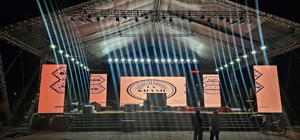 จอแสดงผลวิดีโอ LED สำหรับเช่าใช้งานกลางแจ้ง, จอ LED แบบพกพาสำหรับเวทีพร้อมระบบบำรุงรักษาด้านหน้าและกันน้ำ, ผนังวิดีโอสำหรับคอนเสิร์ตและงานอีเวนต์ - Product Image 6