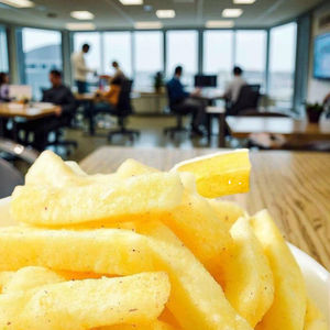 China Salado Liofilizado Frito Largo Patatas fritas Palo Contenido vegetal Estilo seco Snack Patata Tiras Bolsa de alta calidad - Product Image 1