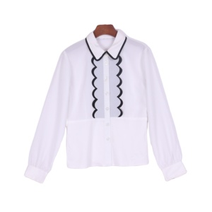 Blouses scolaires blanches personnalisées <span class=keywords><strong>de</strong></span> style coréen en gros, avec logo brodé/imprimé, pour uniformes des écoles primaires et secondaires pour filles et enfants - Product Image 1
