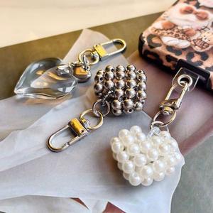 Portachiavi Piccolo Huggie Trasparente e Grande Accessorio Amorevole da Donna Versatile per Servizi Fotografici Ciondolo Ornamentale - Product Image 6