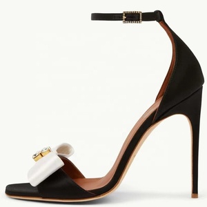 Sandalias Blancas de Verano con Lazo y Pedrería para Mujer, Tacones Altos Finos, Zapatos de Vestir Encantadores para Chicas, Punta Cuadrada Abierta, Correas en el Tobillo - Product Image 4